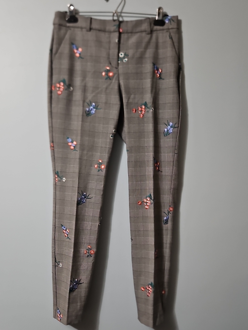 Express Gray Plaid Chinos with Blue & Coral Floral Embroidery Mid Rise Size 8R